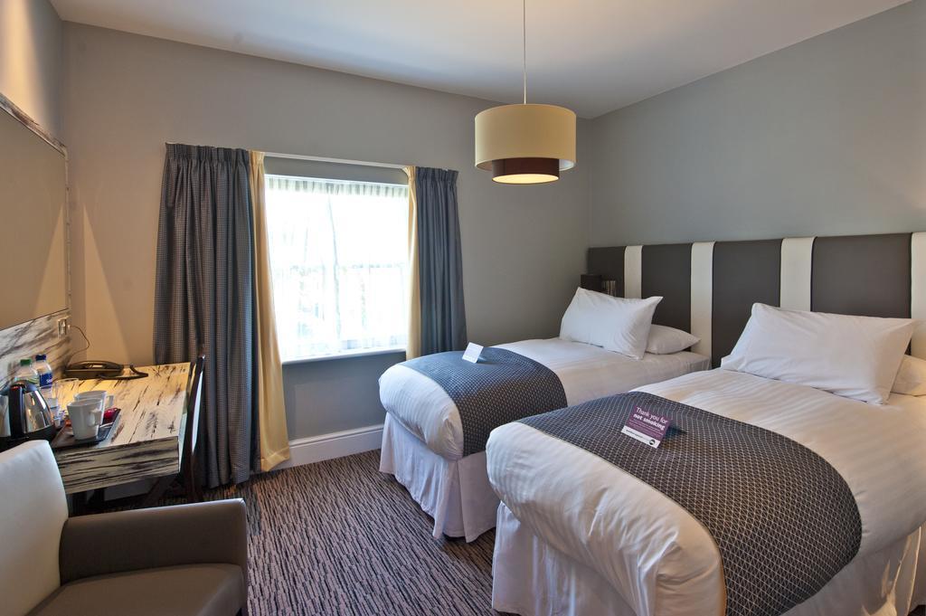 The Red Lion Wetherspoon Doncaster Room photo